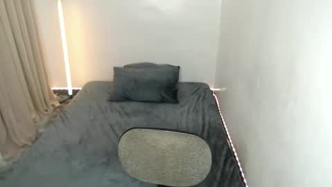 sassy_vivits online show from 04-25-26, 03:31