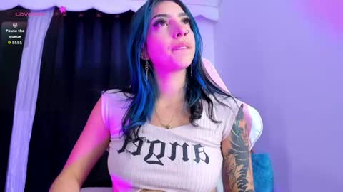 Snapshot of saturno_stone chatting on 07-17-26, 04:08 Saturnooo online show from 07-17-26, 04:08