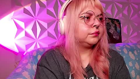 Snapshot of satyn_doll chatting on 04-20-26, 11:06 Gina George online show from 04-20-26, 11:06