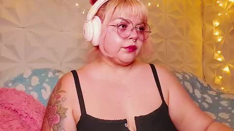 Snapshot of satyn_doll chatting on 07-01-26, 11:04 Gina George online show from 07-01-26, 11:04
