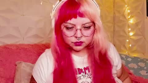Snapshot of satyn_doll chatting on 07-07-26, 11:31 Gina George online show from 07-07-26, 11:31