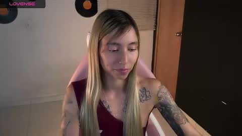 I AM JENN  online show from 06-05-26, 03:24
