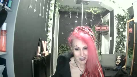 SaucySky online show from 03-25-26, 10:16