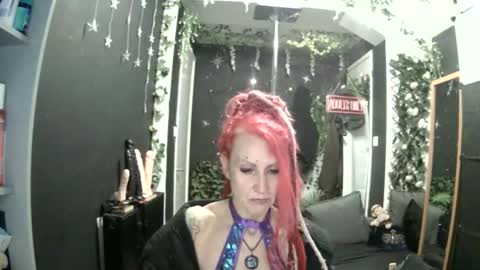 SaucySky online show from 05-16-26, 07:45