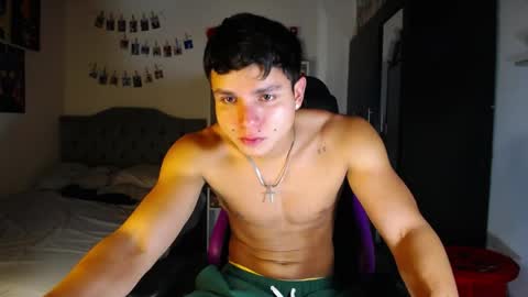 Snapshot of saulomiralles chatting on 04-07-26, 10:20 Saulo online show from 04-07-26, 10:20