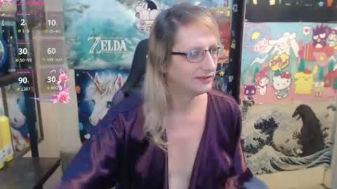 Snapshot of savanah_banana chatting on 07-17-26, 09:49 Savanah online show from 07-17-26, 09:49