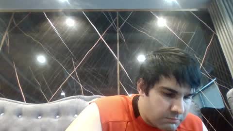 Snapshot of sawasdee04 chatting on 03-31-26, 08:04 petperson04 online show from 03-31-26, 08:04