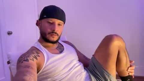 Snapshot of sbm84 chatting on 04-13-26, 03:34 sbm84 online show from 04-13-26, 03:34
