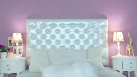Snapshot of scarleett_fox_ chatting on 03-17-26, 02:05 Scartlett online show from 03-17-26, 02:05