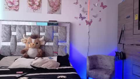 scarlet online show from 04-18-26, 08:31