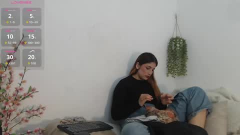 scarlet_100 online show from 05-13-26, 02:31
