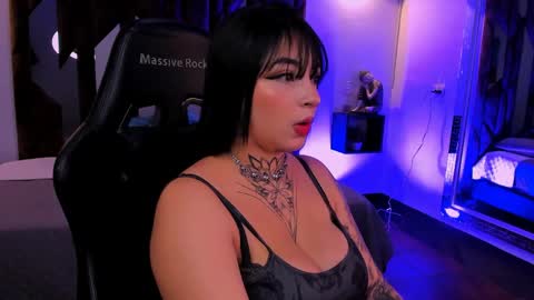 scarlet_ceretti1 online show from 03-26-26, 11:21