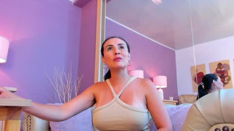 Scarlet Edwars online show from 01-30-25, 12:18