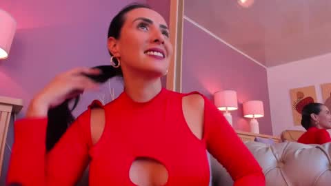 Scarlet Edwars online show from 03-12-25, 12:47