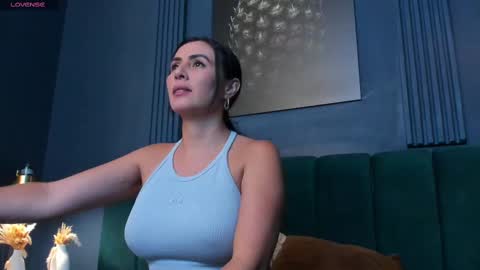 Scarlet Edwars online show from 09-13-25, 06:29