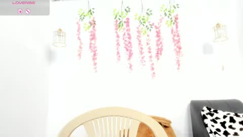 Scarlet online show from 05-13-26, 12:57