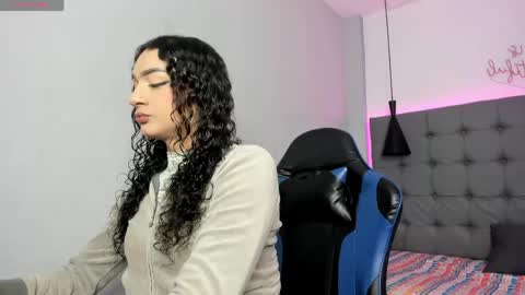 scarlet online show from 05-26-26, 03:46