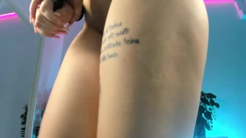 Amira online show from 05-12-26, 06:21