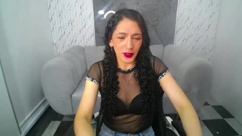 scarleth_b online show from 05-28-26, 07:55