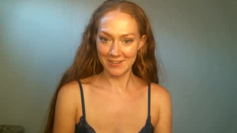 Scarlet Satine online show from 01-20-25, 08:19