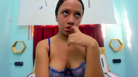 Snapshot of scarlett_fox20 chatting on 03-04-26, 12:44 scarlett_fox20 online show from 03-04-26, 12:44