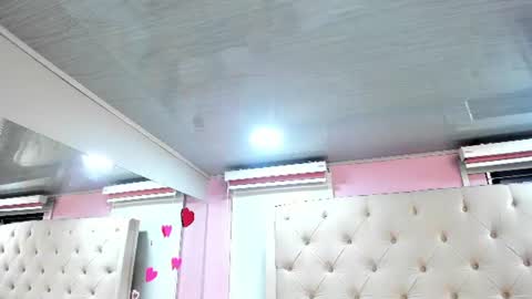 Snapshot of scarlett_leblanc_ chatting on 07-04-26, 12:22 scarlett_leblanc_ online show from 07-04-26, 12:22
