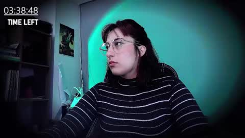 Snapshot of scarlett_sen chatting on 06-30-26, 01:12 Mistress Scarlett online show from 06-30-26, 01:12