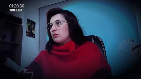 Snapshot of scarlett_sen chatting on 07-20-26, 06:10 Mistress Scarlett online show from 07-20-26, 06:10