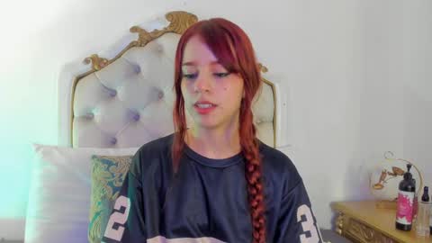 Snapshot of scarlett_smith_3 chatting on 04-07-26, 02:34 scarlett smith 3 online show from 04-07-26, 02:34