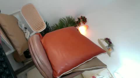 Snapshot of scarlett_sofia69 chatting on 07-07-26, 08:07 online show from 07-07-26, 08:07
