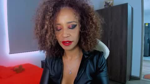 Snapshot of scarlettmalbec chatting on 06-22-26, 09:12 Scarlett online show from 06-22-26, 09:12