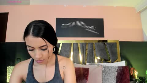 scarlettorres online show from 12-20-25, 03:08