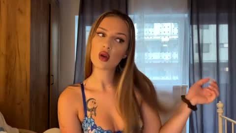 Snapshot of scarlettsmithz chatting on 07-17-26, 03:24 ScarlettSmithz online show from 07-17-26, 03:24