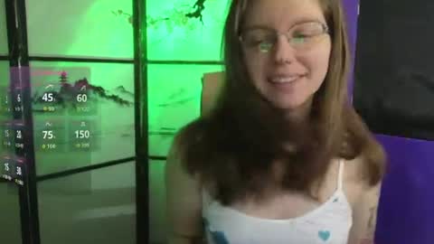 Snapshot of scarlettsrose chatting on 06-26-26, 09:25 Scarlett online show from 06-26-26, 09:25