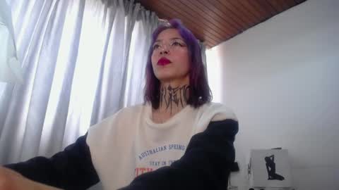 Snapshot of scarllett_bdsm chatting on 05-05-26, 04:48 Scarllett online show from 05-05-26, 04:48