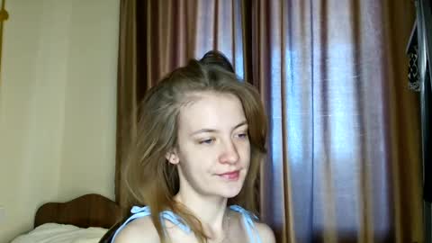 Elsa online show from 06-24-26, 06:34