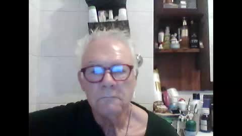 schizzodoro online show from 10-14-25, 03:29