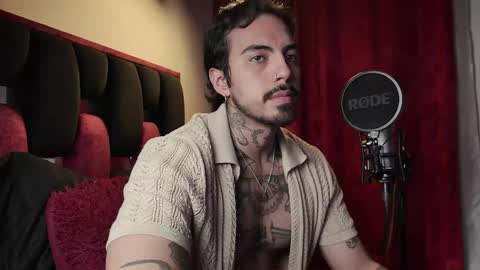 Alejandro help me to reach 200 thumps up online show from 06-01-26, 09:55