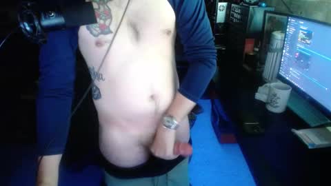 Snapshot of scotchthecat chatting on 12-11-24, 11:32 Sup online show from 12-11-24, 11:32