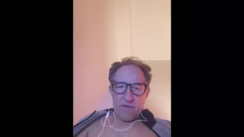 scotchwhieskie online show from 05-17-26, 10:28