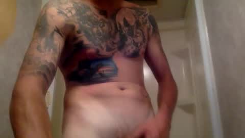 Snapshot of scottthebull chatting on 06-10-26, 05:28 ScottIsMe online show from 06-10-26, 05:28
