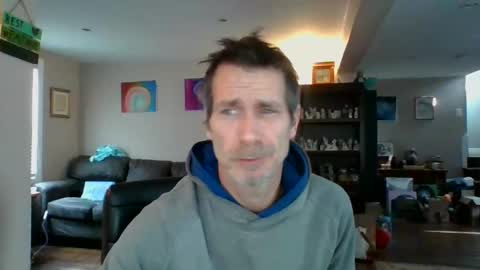 Snapshot of scroach11 chatting on 01-07-25, 05:31 GettOffMyLawn online show from 01-07-25, 05:31