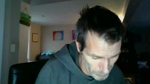 Snapshot of scroach11 chatting on 01-10-25, 05:24 GettOffMyLawn online show from 01-10-25, 05:24