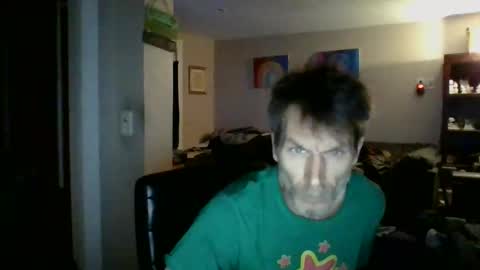 Snapshot of scroach11 chatting on 05-01-26, 07:02 GettOffMyLawn online show from 05-01-26, 07:02