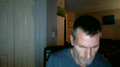 Snapshot of scroach11 chatting on 05-17-26, 09:28 GettOffMyLawn online show from 05-17-26, 09:28
