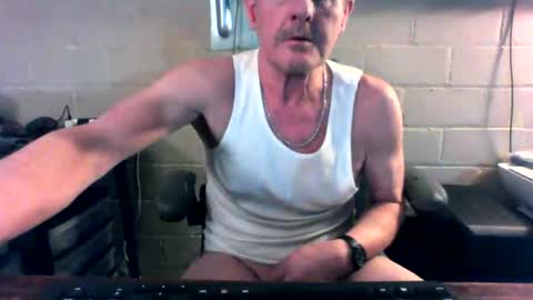 eating pussy  sucking dick online show from 02-04-26, 04:18