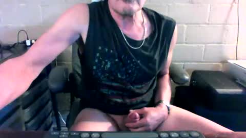 eating pussy  sucking dick online show from 02-13-26, 02:13