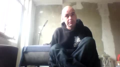 Snapshot of sean20775 chatting on 04-01-26, 11:33 Sean online show from 04-01-26, 11:33