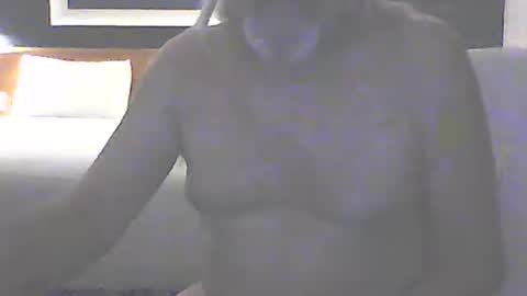 Snapshot of seantheflyer chatting on 12-20-24, 12:52 seantheflyer online show from 12-20-24, 12:52
