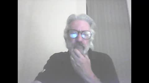 Snapshot of seantheflyer chatting on 09-27-25, 06:57 seantheflyer online show from 09-27-25, 06:57
